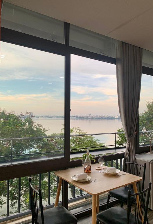 Mhouse Lakeview 3 – Hanoi